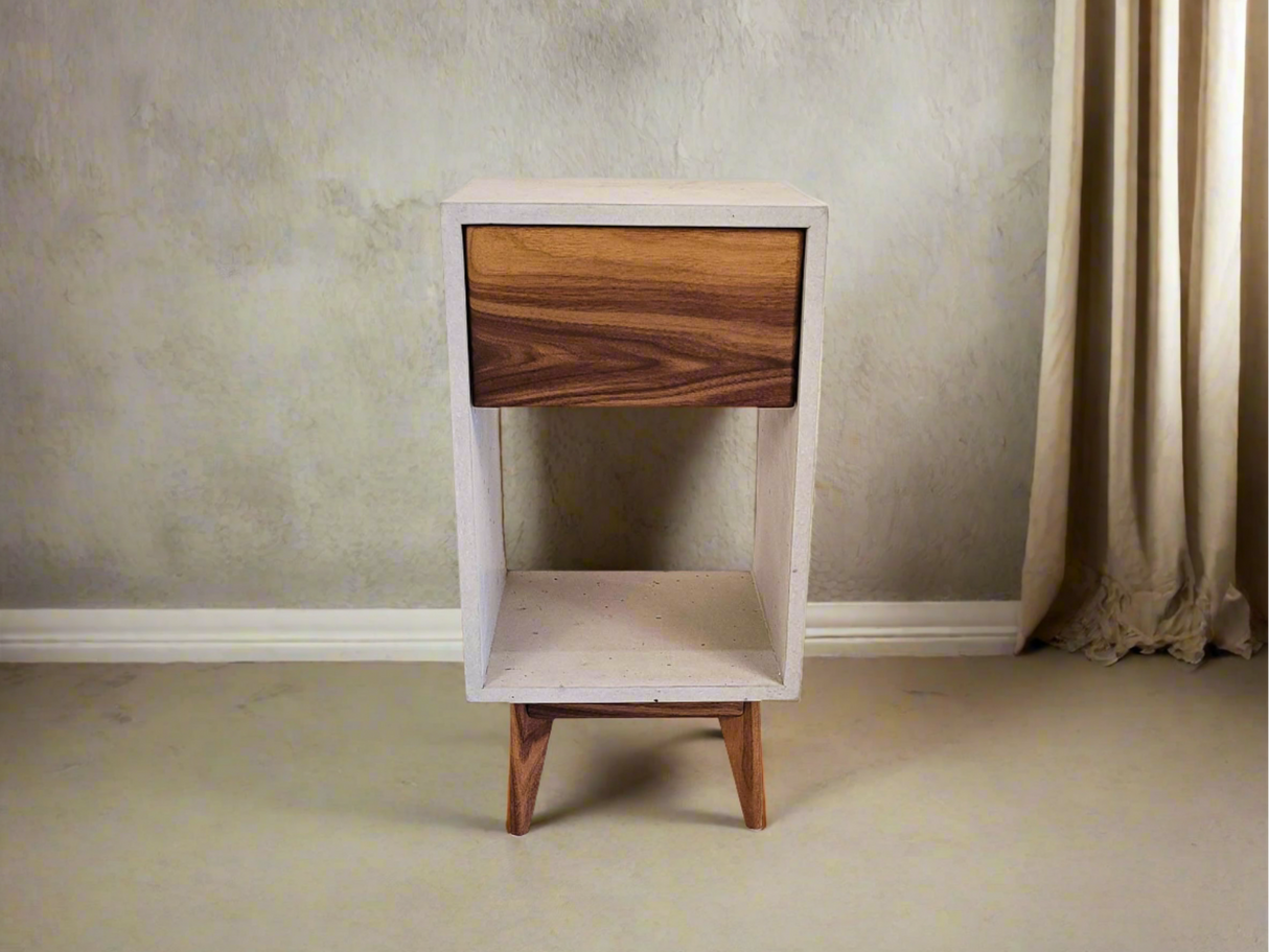 Classic - Table de chevet en bois de noyer noir massif avec tiroirs et bord droit