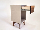 Classic - Table de chevet en bois de noyer noir massif avec tiroirs et bord droit