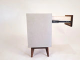 Classic - Table de chevet en bois de noyer noir massif avec tiroirs et bord droit