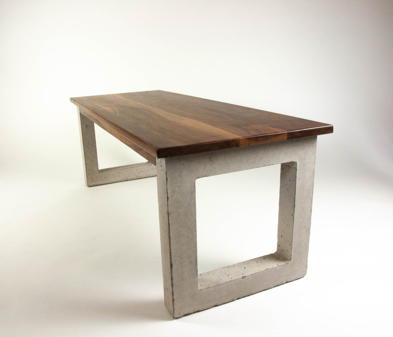 Coffee Table  - Concrete and Wood - Living Room 